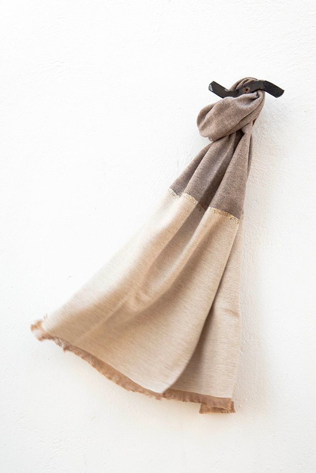 foulard bicolor taupe beige sequins 01